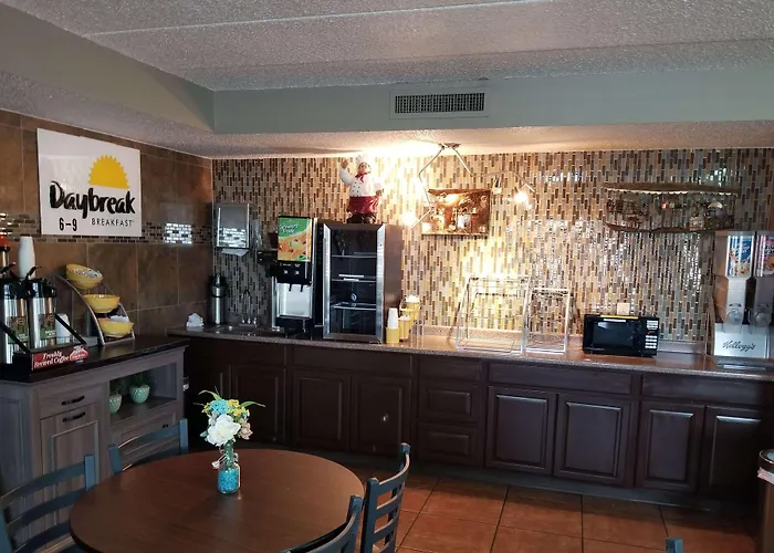 Days Inn By Wyndham Fort Collins