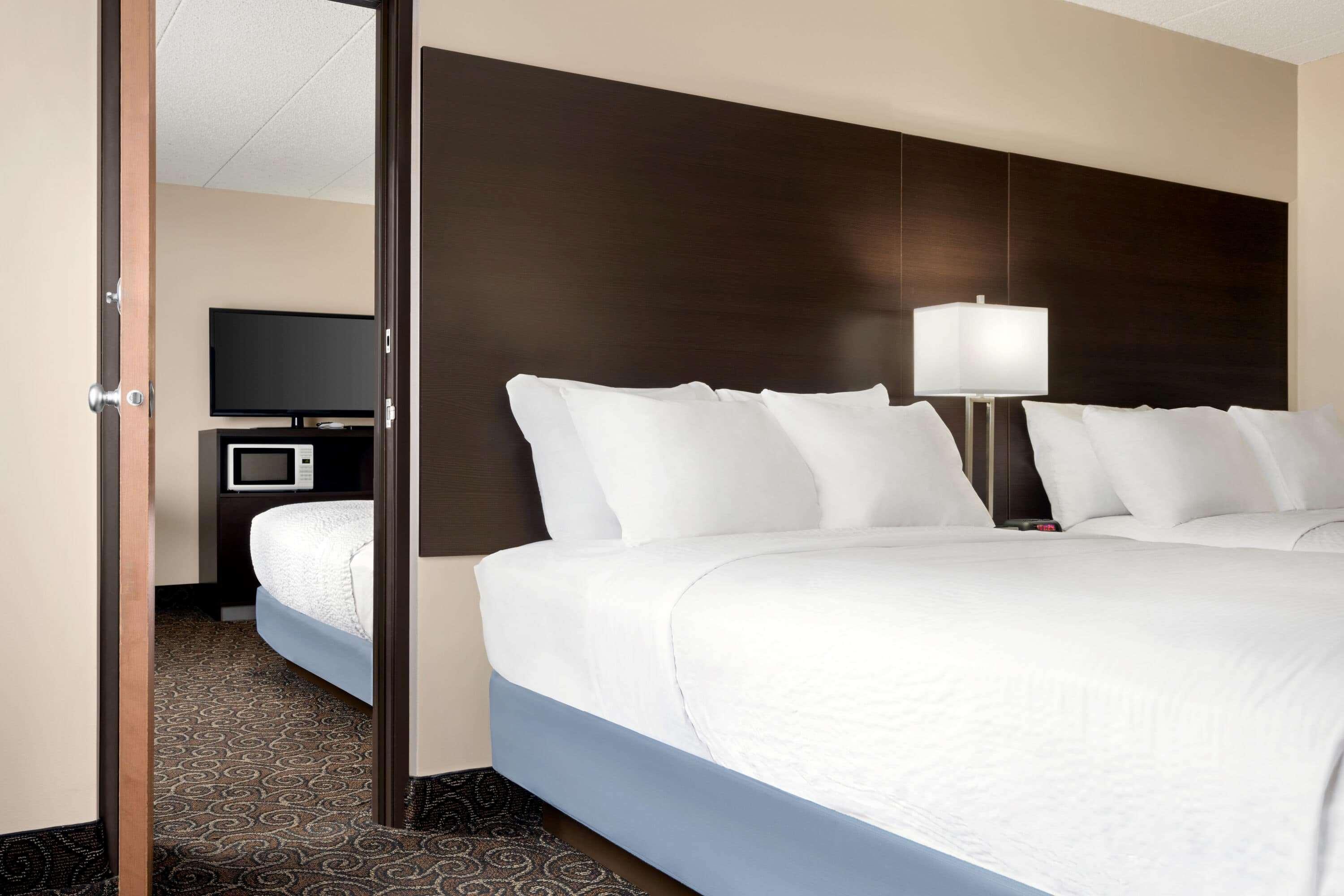 Hotel Days By Wyndham Collins