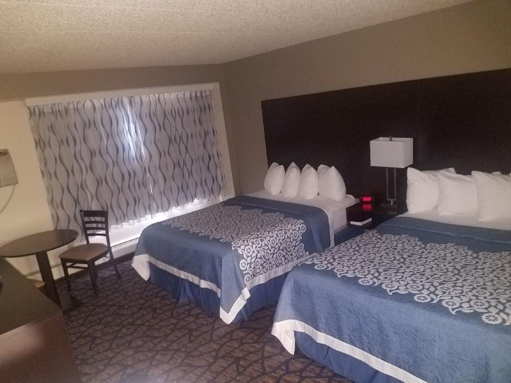 Hotel Days By Wyndham Collins Fort Collins